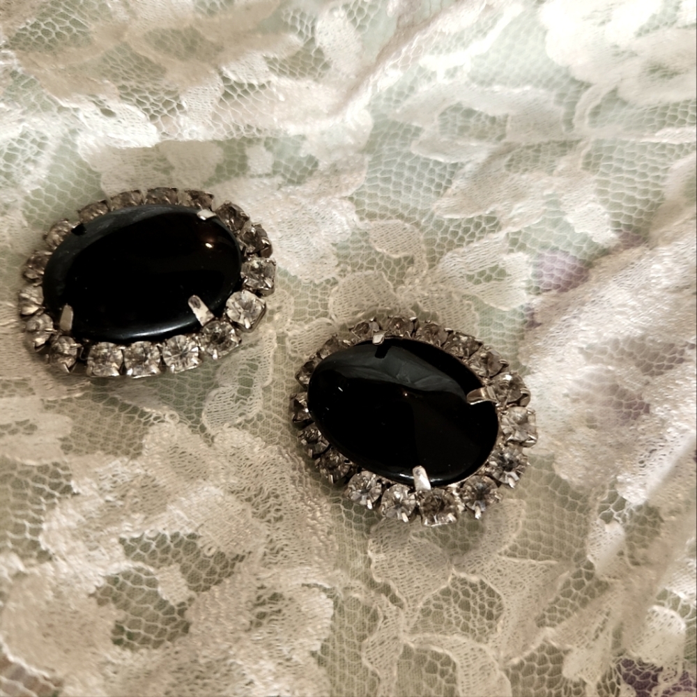 Vintage clips on earings